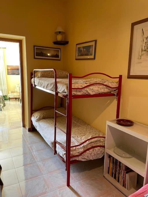 Lo Studio Di Gabriella Bolsena Exteriör bild